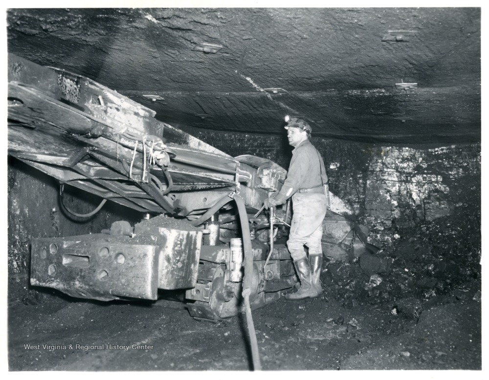Miner using a 11 BU loading machine at Jamison No. 9. Stonega Coke and Coal.