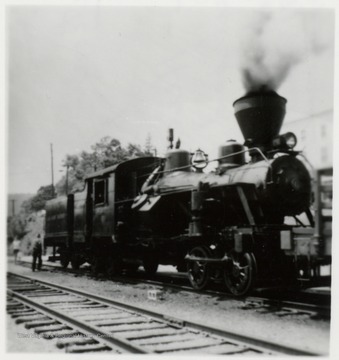 Hesiler No. 6 train engine on tracks.