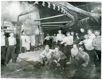 Group portrait of Fostoria Glass Company Employees in Moundsville, W. Va.