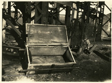 Picture of a mine Rescue Box tilted forward with its lid open so you can see inside. Picture taken at Thomas, W. Va. 