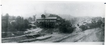 Distant view of White Oak Fuel Company tipple and town at Carlisle, W. Va.