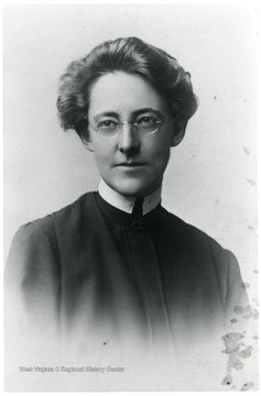 Grace E. Yoakem, Director of Scott's Run Settlement House 1925-1928.