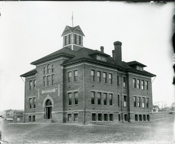 A close-up view of Alderson High School, just after completion in 1909.