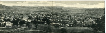Postcard of a bird's eye view of east Clarksburg, West Virginia.  Image is complimentary to image number 005636.
