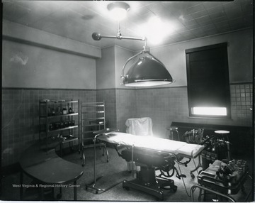 Operating table and tools in the operating room.