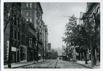 Postcard of Market Street in Parkersburg, West Virginia. 