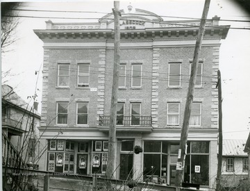 Facade of the brick Glasscock building in Morgantown, W. Va.