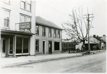 'Looking N. W. on University Ave. Showing Frontage of Hennen Property and B&amp;O lot to Lepera Property.'