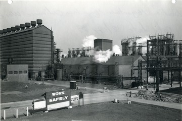 'United States Engineer Office. Corps of Engineers United States Army. Pittsburgh, Pennsylvania. Morgantown Ordnance Works-Morgantown, West Virginia: Factory Building-looking Northeast. January 13, 1944. No. 21606.'