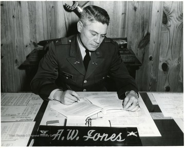'3-729-2-AI-61  Fort Knox, Kentucky, Colonel Albert W. Jones, Commanding Officer, US Army Armor School Troops. March 1, 1961.'