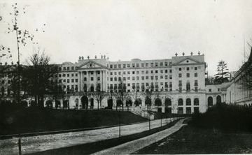 View of the main building, the famous Greenbrier Hotel, successor to the 'Old' White and now Ashford General Hospital. 'military'