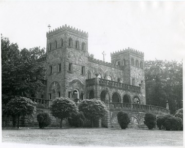 Named "The Good Counsel Friary" and also known as the "castle", was built by Thoney Pietro and completed in ca. 1930.