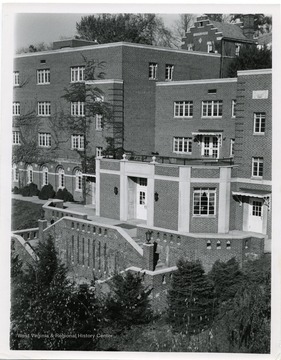 Exterior view of Dadisman Hall, West Virginia University.