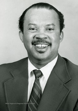 The first black graduate of WVU in 1954, Hodge became a journalist and subsequently a newspaper editor at the News American in Baltimore. He also taught at Howard University in Washington D. C. 