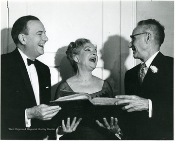 Shown here are from left to right, Maurice Evans, Helen Hayes, J. W. Draper, (faculty).