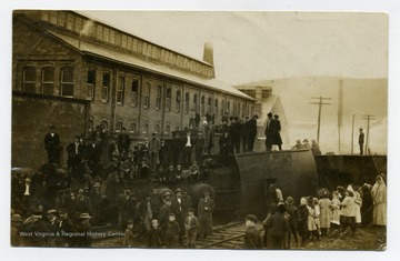 People gathering around an overturned train, Morgantown, W. Va.