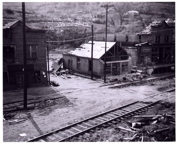 A view of Mount Clare after the tornado, Hutchinson Coal Company Store and the company meat house damaged.