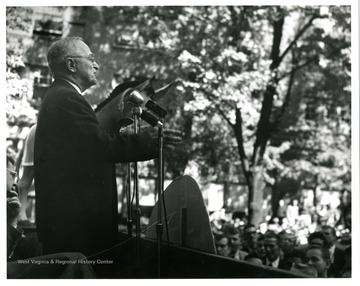 President Truman speaks on Morgantown Courthouse Square.