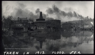 This photo was taken during the flood of 1913.
