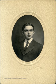 From "Beckley U.S.A." by Harlow Warren, p. 308, vol. 1. In book: "The Rev. George N. Thomas of the Beckley Presbyterian Church 1913-1917" (p. 308). On back of portrait: "The Rev. Geo. N. Thomas when he was in Union Seminary."