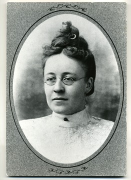 The daughter of WVU professor Powell Benton Reynolds, Richmond native Mabel Curry Reynolds worked her way through WVU by teaching in the Morgantown public schools. She was active in a wide variety of women's organizations during this course of her life, including the Women's League of West Virginia branch of the General Federation of Women's Clubs during the 1920's. In 1908 Reynolds married attorney Samuel Fuller Glasscock. The couple had no children.