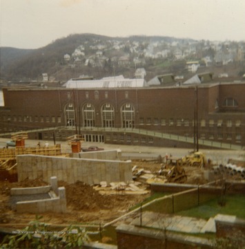 Construction of Beechurst PRT station outside of Stansbury Hall.
