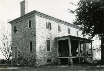 Built by Samuel Washington, younger brother of George Washington in 1770. Viewed from the north-west.