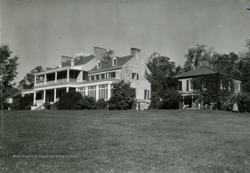 A Georgian style mansion built in 1840 by Bushrod C. Washington, grand nephew of George Washington.