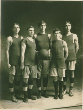 Unidentified uniformed players pose for a team portrait.