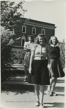 Girls in the picture identified as "Virginia Brown, Daisy, and Ruth". 
