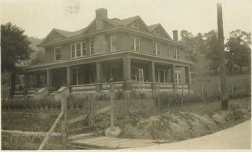 Street view of the home near Hinton, W. Va.