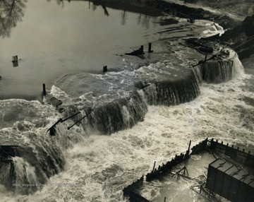 Print number 1187. Possibly the Monongahela River at dam in Morgantown, West Virginia.