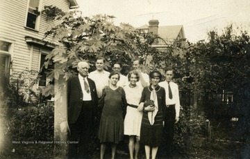 Father: Matthew Holt, Mother: Chilela Holt, Jane (front center), Andrew (back left), Rush, Matthew, Charles, Margaret (front right)