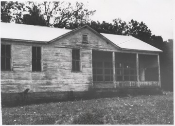 Photo of the old building. The school was equipped with a dining room and kitchen. 