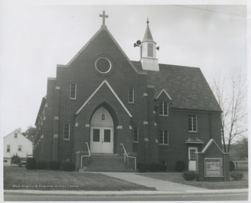 The church was established in 1820 and officially unified all branches of the denomination within the Summersville area in 1939.