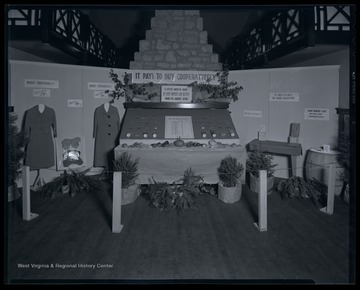 A display put together by the women of the Farm Women's Bureau. 