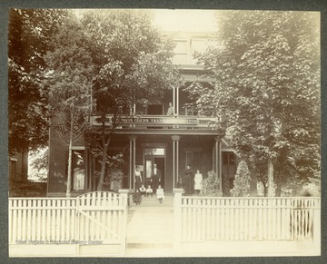 Davis Child's Transitory Shelter, established in 1900, was funded by Senator Henry G. Davis and run by the Children's Home Society of West Virginia. It was located on Washington Street between Brooks and Boards Streets in Charleston, W. Va. 