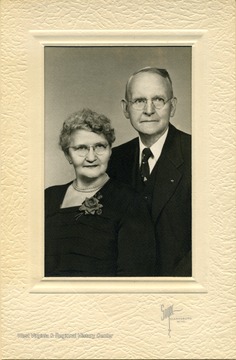 50th wedding anniversary portrait of Leonard and Vashti Dotson. 