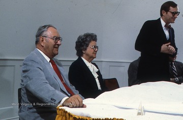 WVU President Gordon Gee at a meeting.