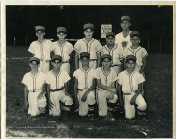 The Morgantown Little League baseball team at Kiwanis Field.
