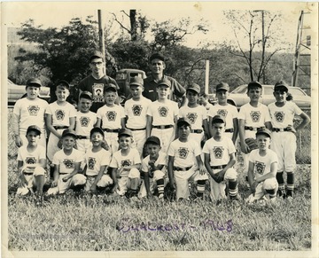 The members of the 1968 Suncrest Little League baseball team.