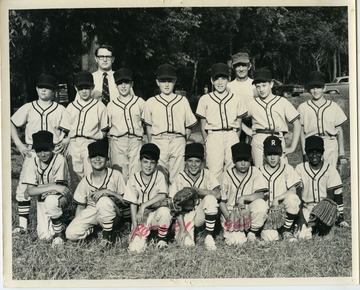 A photo of the 1968 "Rotary" Little League baseball team.