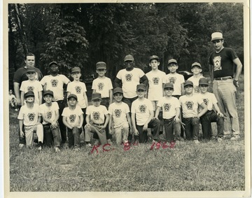 A photo of the 1968 "Knights of Columbus" "B" Little League baseball team.
